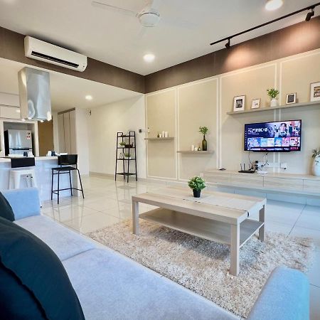 Royale Cottage Midvalley Netflix Pools 4 Pax Джохор-Бару Экстерьер фото
