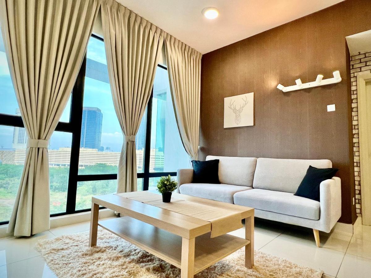 Royale Cottage Midvalley Netflix Pools 4 Pax Джохор-Бару Экстерьер фото